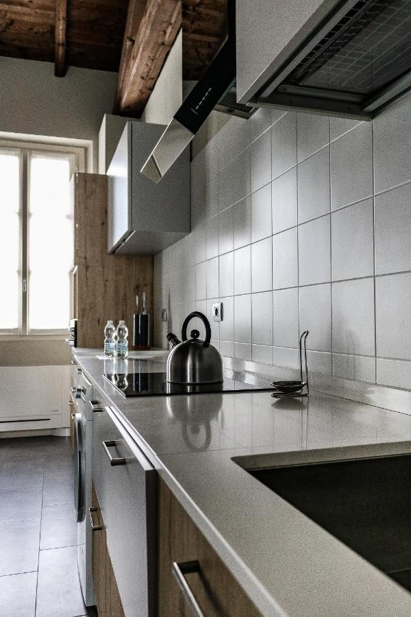 Via Natta - San Siro Apartments - 4 People มิลาน ภายนอก รูปภาพ