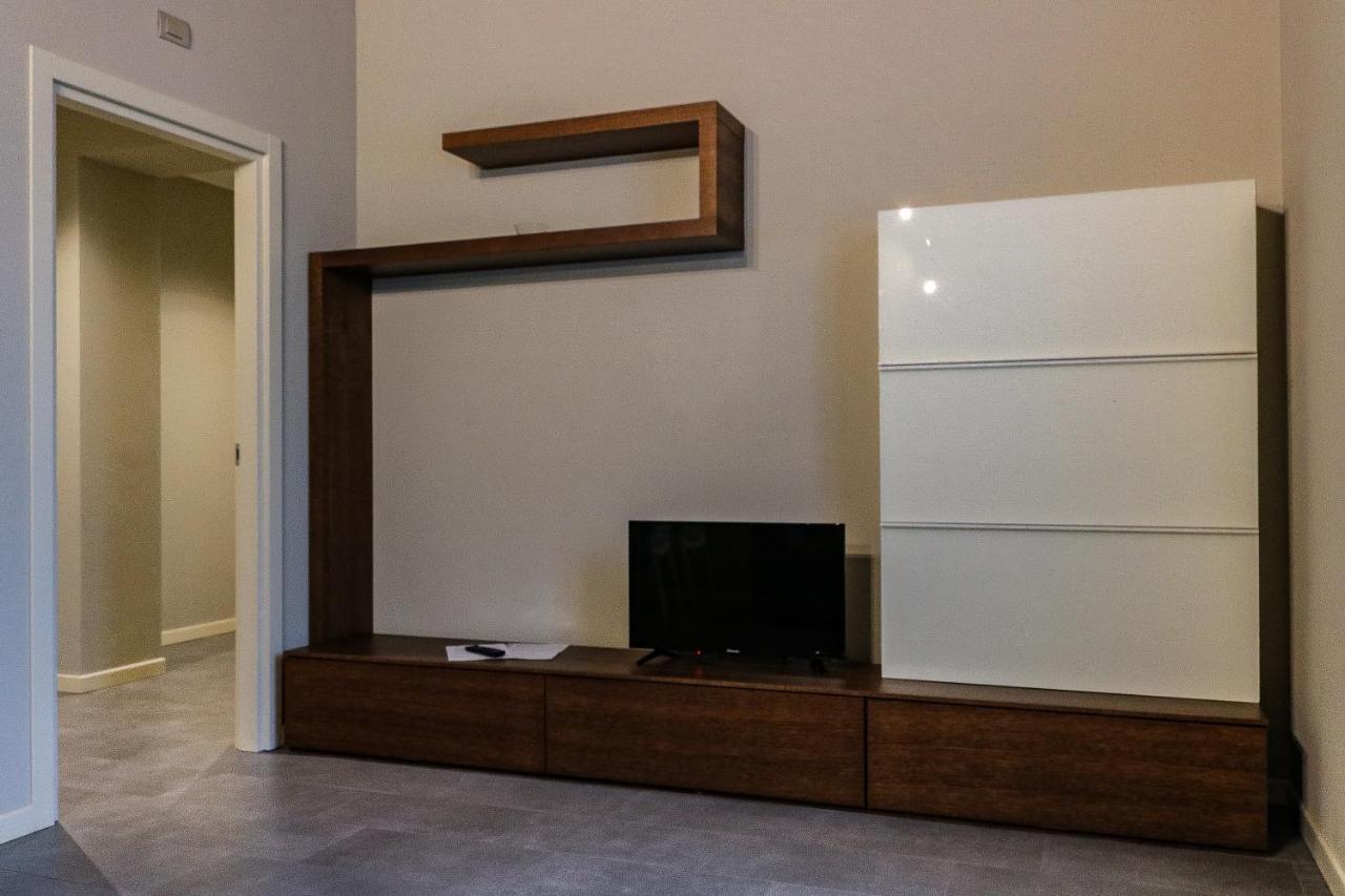 Via Natta - San Siro Apartments - 4 People มิลาน ภายนอก รูปภาพ