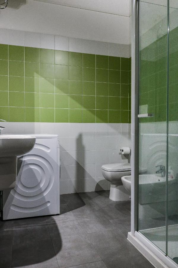 Via Natta - San Siro Apartments - 4 People มิลาน ภายนอก รูปภาพ