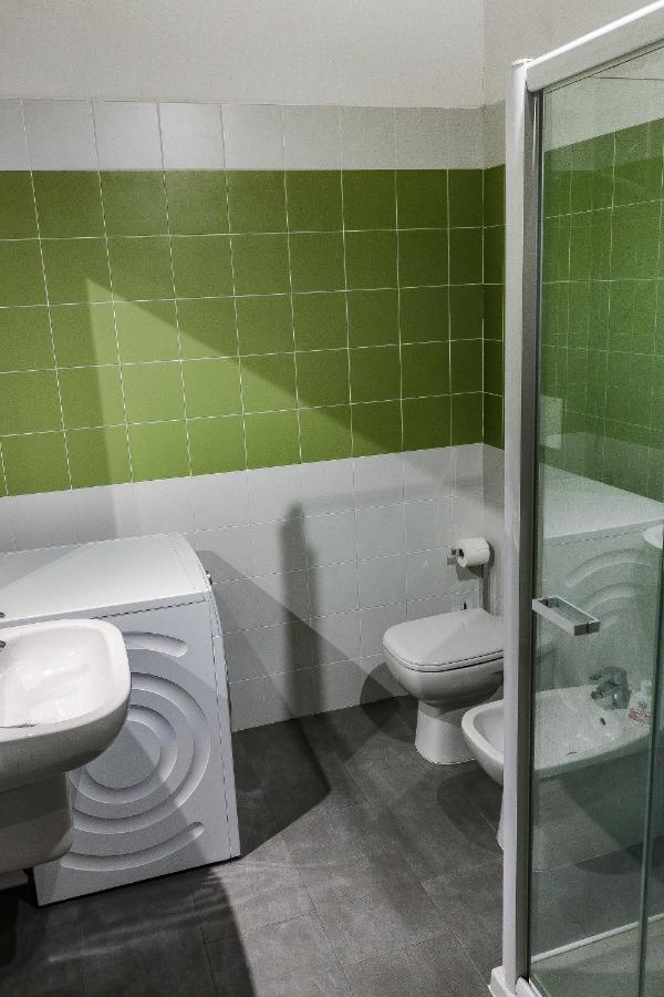 Via Natta - San Siro Apartments - 4 People มิลาน ภายนอก รูปภาพ